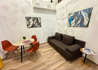 Сдам 1-ком. квартиру, 37 м2, Кириши, Ленинградская улица, 11