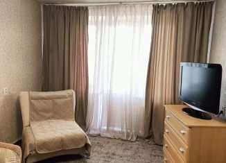 Сдается в аренду однокомнатная квартира, 34 м2, Челябинск, Комсомольский проспект, 124, Курчатовский район