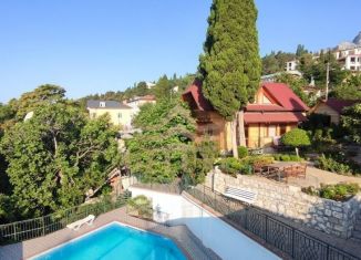 Продажа дома, 1190 м2, Алупка, улица имени Розы Люксембург, 3