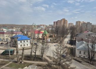 Продаю двухкомнатную квартиру, 44.8 м2, Глазов, улица Молодой Гвардии, 12