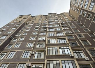 Продаю 2-ком. квартиру, 91 м2, Махачкала, улица Пугачёва, 8, ЖК Нефтегородок