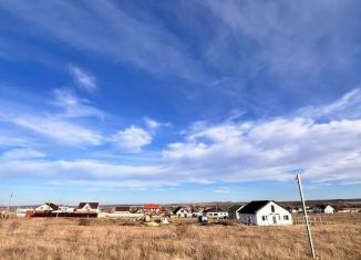 Продаю земельный участок, 10 сот., поселок городского типа Зуя, Радостная улица