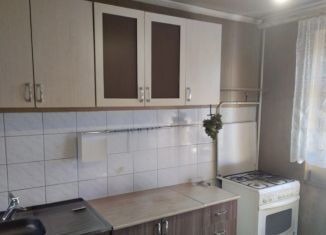 Трехкомнатная квартира на продажу, 64 м2, Новороссийск, Кутузовская улица, 13