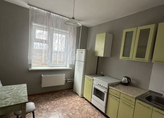 Сдам в аренду 1-комнатную квартиру, 40 м2, поселок городского типа Инской, улица Ильича, 49