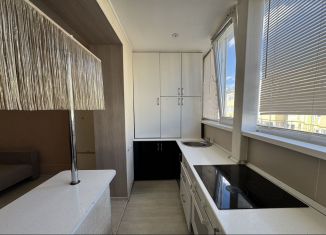Продам 1-ком. квартиру, 26 м2, Ульяновск, улица Генерала Кашубы, 3, Заволжский район