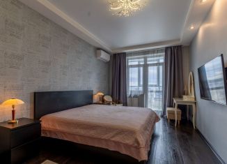 Сдается в аренду 2-комнатная квартира, 75 м2, Санкт-Петербург, проспект Маршала Блюхера, 8к1, Калининский район