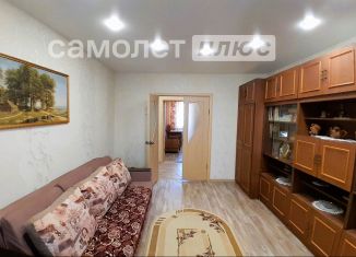 Трехкомнатная квартира на продажу, 61.1 м2, рабочий посёлок Шексна, Молодёжная улица, 8