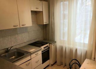 Сдача в аренду 2-ком. квартиры, 46.4 м2, Москва, Соловьиный проезд, 8, ЮЗАО