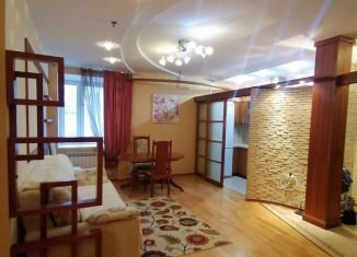Сдается в аренду 3-ком. квартира, 80 м2, Нижний Новгород, улица Дунаева, 10, метро Горьковская
