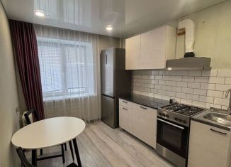 Сдается 2-комнатная квартира, 46.6 м2, Магнитогорск, проспект Карла Маркса, 99