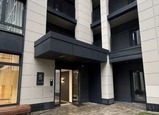 Продается 3-ком. квартира, 95.4 м2, Санкт-Петербург, Вазаский переулок, 3, метро Лесная