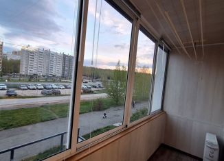 Сдам 1-комнатную квартиру, 40 м2, Челябинская область, улица Академика Королёва, 52