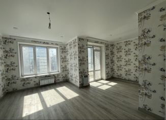 Продаю 2-ком. квартиру, 60.3 м2, Абакан, улица Генерала Тихонова, 8