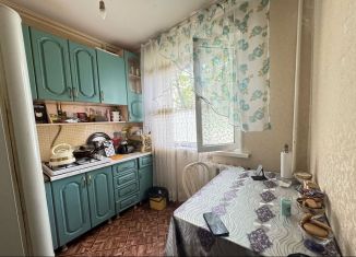 Продаю 1-комнатную квартиру, 30.6 м2, Грозный, улица Иоанисиани, 14, 1-й микрорайон