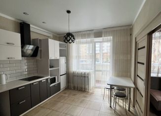 Многокомнатная квартира в аренду, 36 м2, Оренбург, Пролетарская улица, 288/3