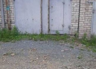 Продаю гараж, 30 м2, Владивосток, улица Терешковой, 3А