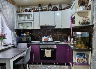 Продажа двухкомнатной квартиры, 39 м2, Маркс, 5-я линия, 37