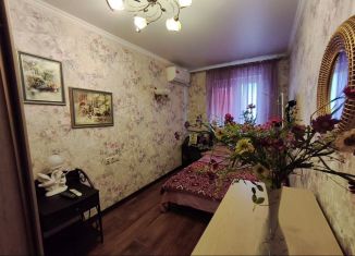 Продам 2-комнатную квартиру, 43.3 м2, Краснодар, улица Ленина, 92, микрорайон Центральный