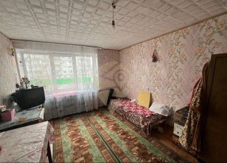 Продам 2-комнатную квартиру, 45.2 м2, Старый Оскол, микрорайон Макаренко, 3