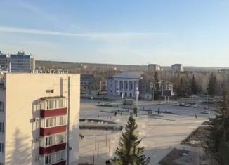 Продаю 1-ком. квартиру, 39.6 м2, Туймазы, улица Пугачёва, 26