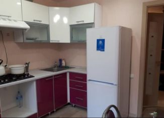 Сдам в аренду однокомнатную квартиру, 42 м2, Чувашия, улица Ленинского Комсомола, 5