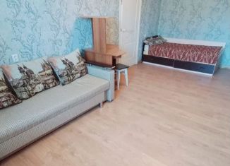 Однокомнатная квартира в аренду, 39 м2, поселок городского типа Афипский, улица 50 лет Октября, 27