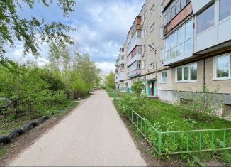 Продаю 2-ком. квартиру, 46.9 м2, Дзержинск, проспект Свердлова, 76А