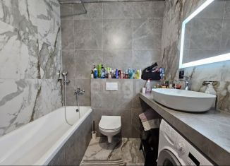 Продается трехкомнатная квартира, 68.1 м2, Тюмень, ЖК Кватро, Дамбовская улица, 29к1