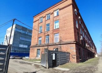 Сдается в аренду производство, 120 м2, Омская область, Учебная улица, 194
