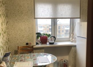 Продажа двухкомнатной квартиры, 42.2 м2, Среднеуральск, улица Бахтеева, 4