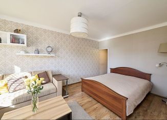 Продам 1-ком. квартиру, 38.1 м2, Санкт-Петербург, улица Кораблестроителей, 35Б, муниципальный округ Остров Декабристов