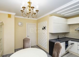 Сдается в аренду трехкомнатная квартира, 104.1 м2, Тюмень, улица Максима Горького, 68к3, Центральный округ