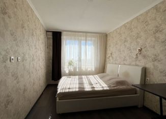 Сдача в аренду 1-ком. квартиры, 42 м2, Краснодар, улица Селезнёва, 4/13к2, микрорайон Черемушки