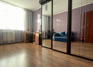 Продаю трехкомнатную квартиру, 90 м2, Оренбург, Салмышская улица, 72, ЖК Звёздный Город