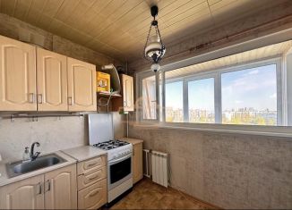 Продам 3-ком. квартиру, 51.1 м2, Санкт-Петербург, улица Стойкости, 35, метро Проспект Ветеранов