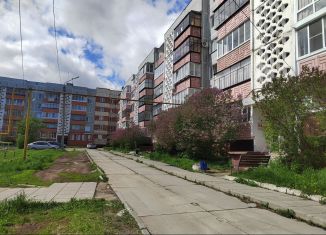 Продажа 3-ком. квартиры, 58 м2, Кыштым, улица Чернышевского, 8