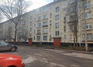Продаю 3-комнатную квартиру, 42 м2, Санкт-Петербург, улица Костюшко, 11, муниципальный округ Новоизмайловское