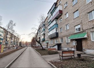 Продажа 1-ком. квартиры, 31 м2, Азнакаево, улица Хасанова, 8