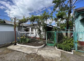 Четырехкомнатная квартира на продажу, 83.6 м2, Краснодарский край, Советская улица, 27