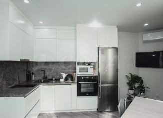 Продаю 1-ком. квартиру, 39.3 м2, Тюмень, Ставропольская улица, 160/1, ЖК Тесла Парк