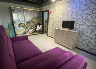 Сдача в аренду однокомнатной квартиры, 38 м2, Оренбург, улица Кима, 8