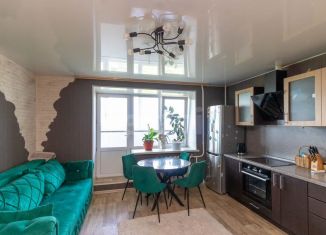 Продается 3-ком. квартира, 71.4 м2, Тюмень, улица Избышева, 6, ЖК Нефтяник