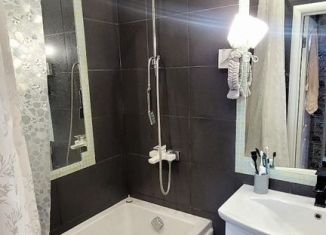 Продается 2-ком. квартира, 52 м2, село Подстёпки, Советская улица, 142