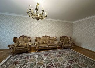 Продаю дом, 224 м2, посёлок городского типа Ленинкент, улица Будаева, 9