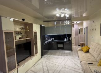 Сдача в аренду 2-ком. квартиры, 55 м2, Санкт-Петербург, улица Адмирала Трибуца, 7, Красносельский район
