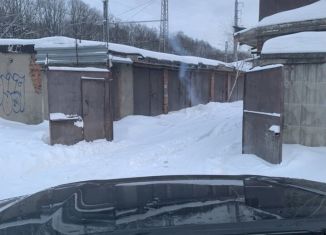 Сдается в аренду гараж, 24 м2, Москва, улица Черняховского, 19