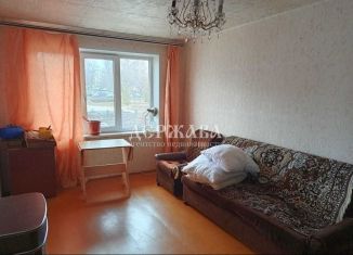 Продаю 4-ком. квартиру, 60.3 м2, Старый Оскол, микрорайон Жукова, 11