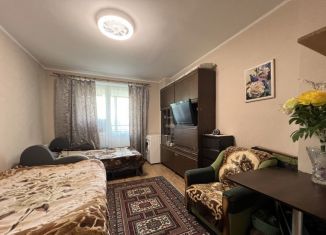 Продажа 2-ком. квартиры, 54 м2, Москва, Малая Филёвская улица, 18, метро Славянский бульвар