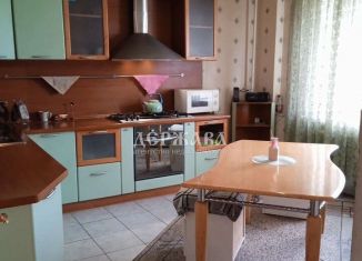 Продаю 4-ком. квартиру, 159 м2, Старый Оскол, улица 22-го Партсъезда, 1