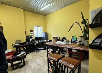 Сдается в аренду производство, 683 м2, Екатеринбург, Луганская улица, 59/2